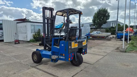 Moffett Ruwterreinheftruck 30.3