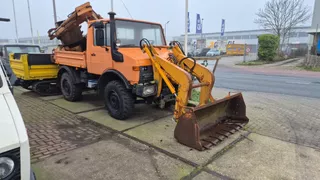 Mercedes-Benz Unimog u1200